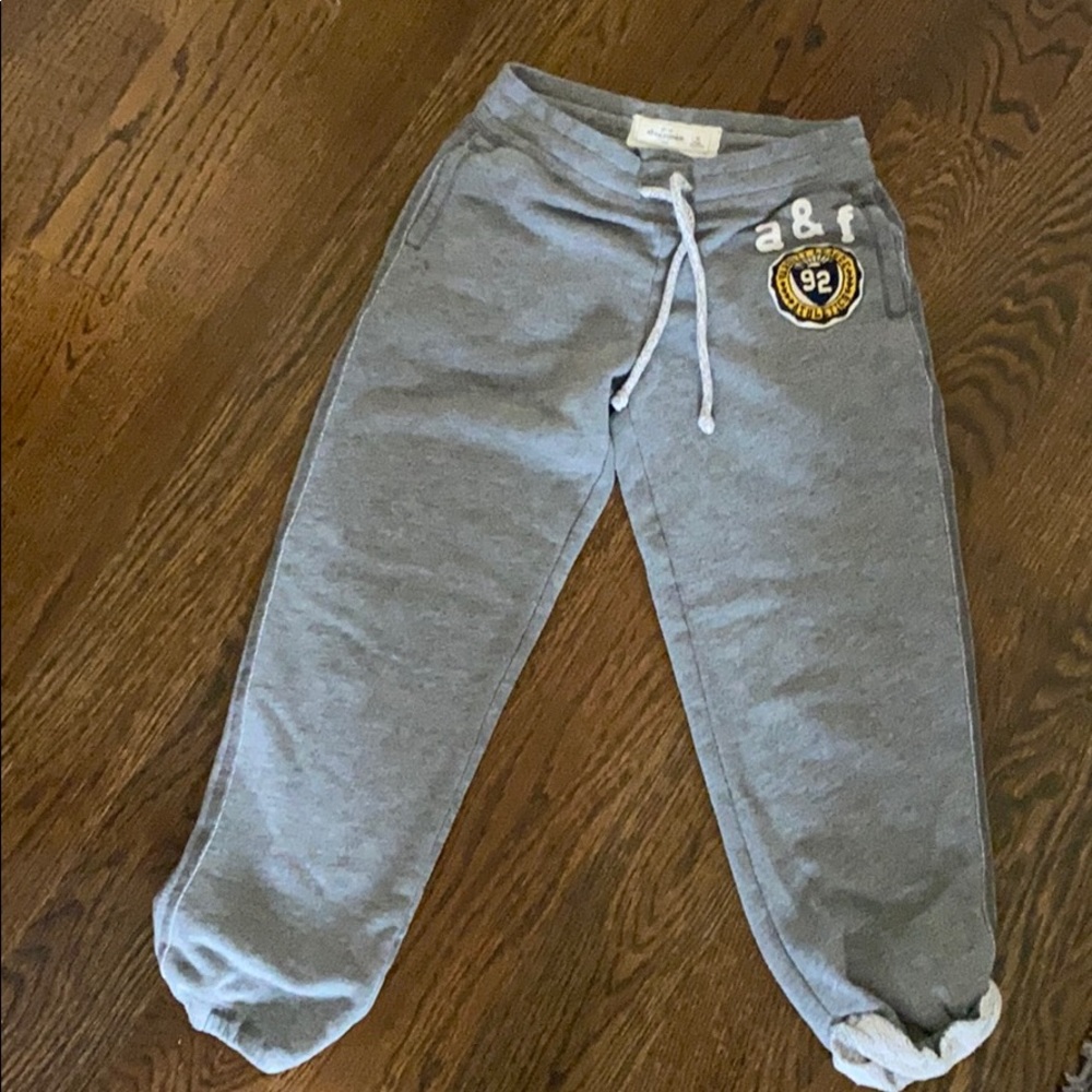 Abercrombie and Fitch girls medium sweatpants